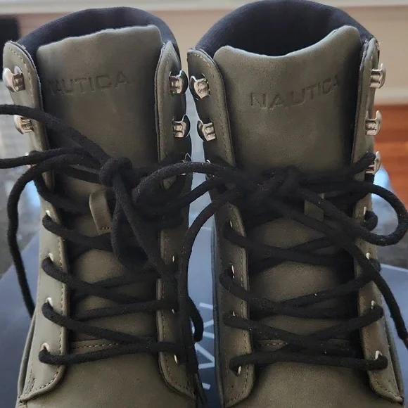 NWB Nautica Galiah Olive Green Women's Boots Size 9.5 - Picture 2 of 12